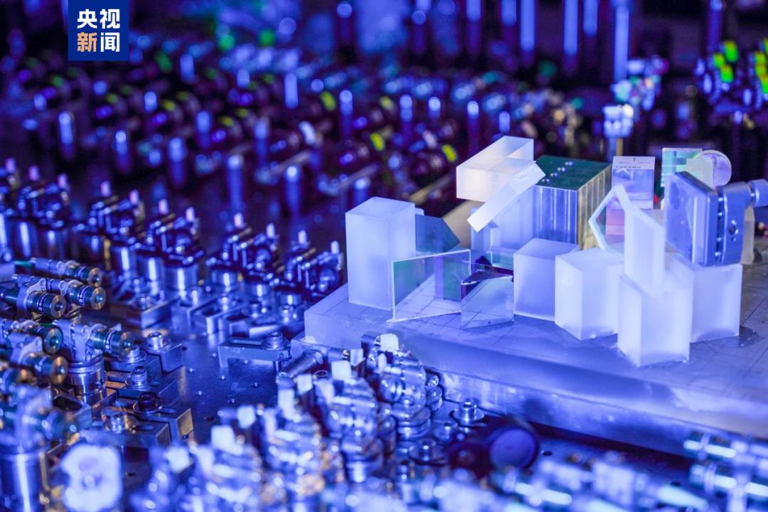 量子计算_量子计算优越性_可编程量子计算原型机九章四号